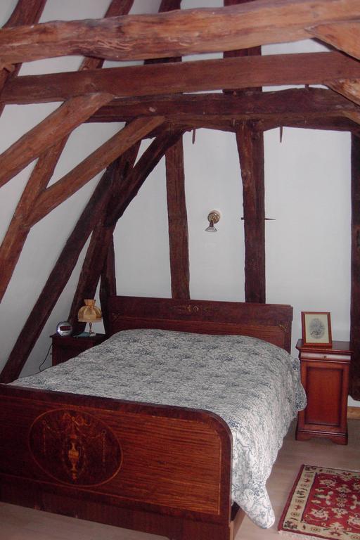 Chambres D'Hotes & Gites Pouget Les Eyzies Room photo