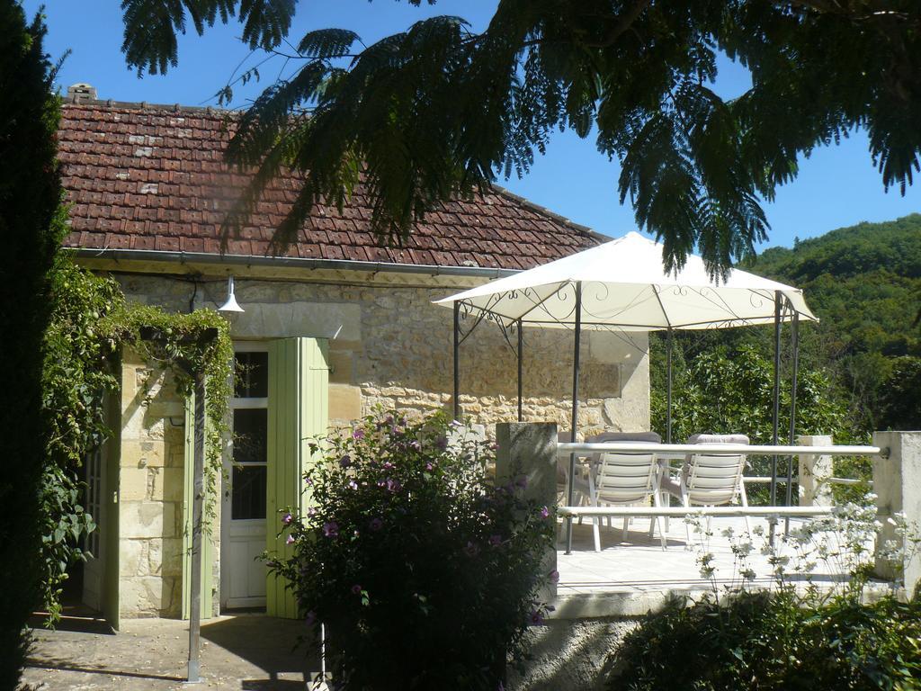 Chambres D'Hotes & Gites Pouget Les Eyzies Room photo