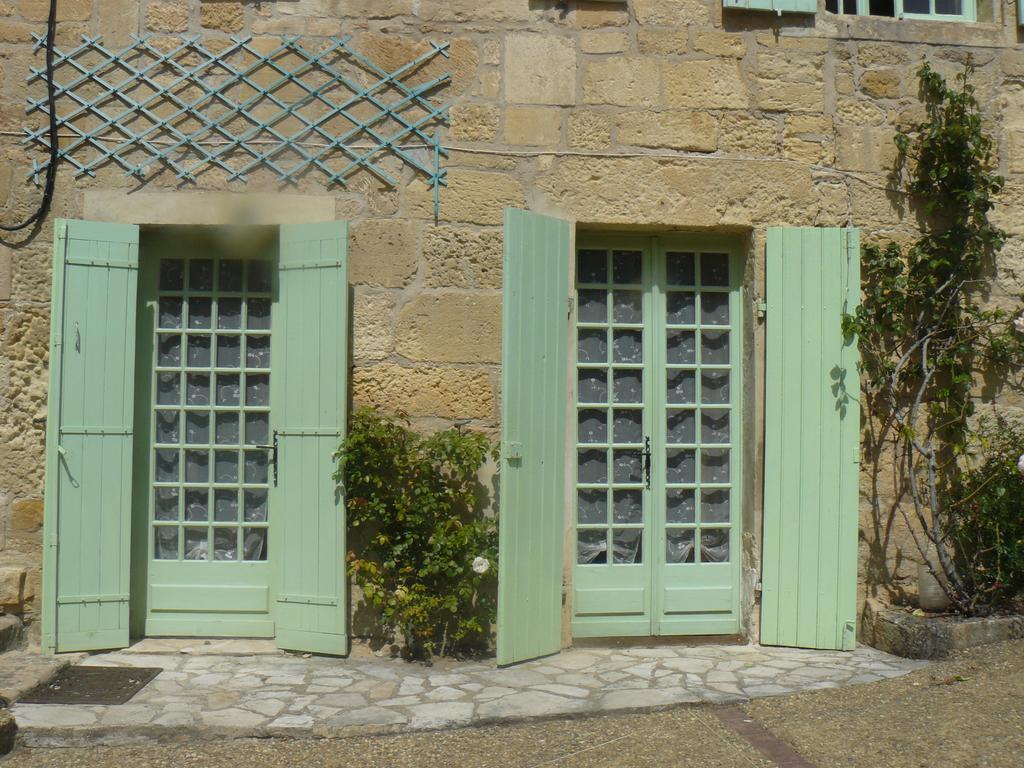 Chambres D'Hotes & Gites Pouget Les Eyzies Room photo